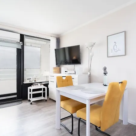 App 501 - Strandlage Lejlighed